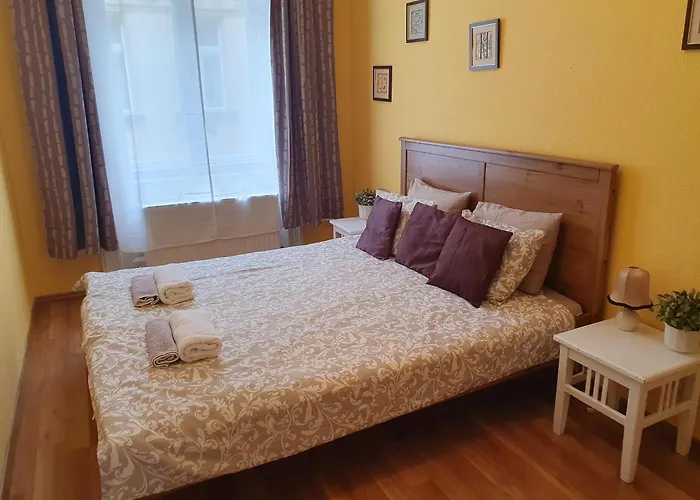 Astoria Central Home