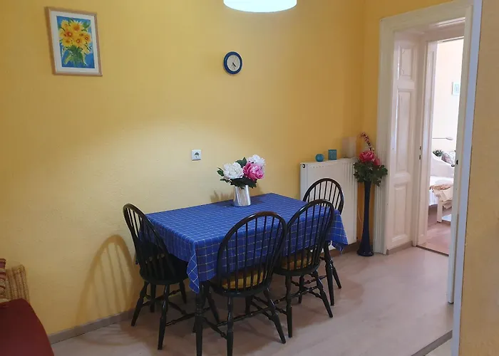Astoria Central Home